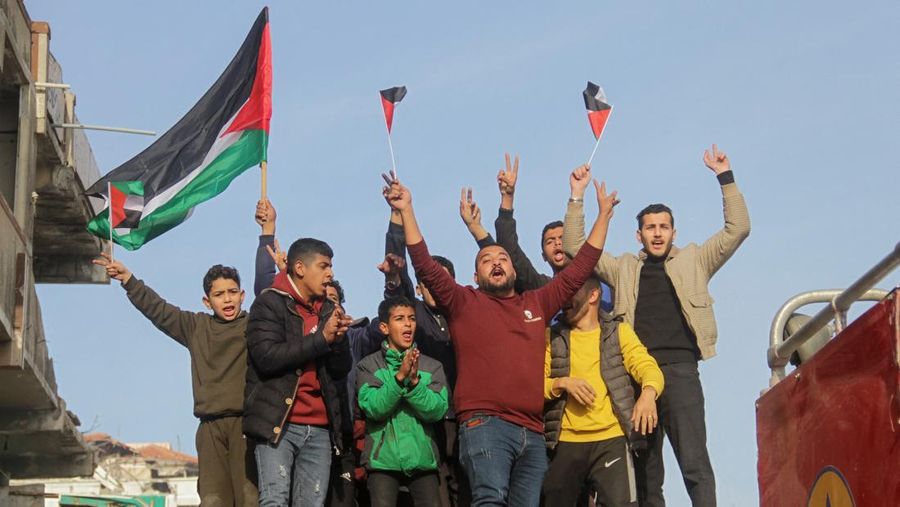 Read more about the article Berita Terkini Palestina: Konflik Gaza Memanas dan Mereda – Israel Cegat Aktivis Sumud Flotilla, Serta Kesepakatan Gencatan Senjata Bersejarah