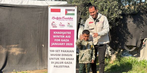 Read more about the article Khadijatee Foundation Menyalurkan Bantuan Musim Dingin untuk Anak-Anak di Gaza